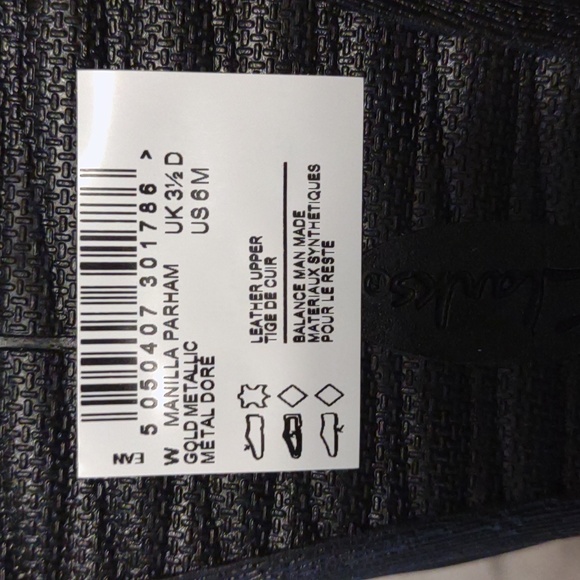 CLARKS ๐ฃManilla Parham Gold Metallic footwear - Picture 8 of 13